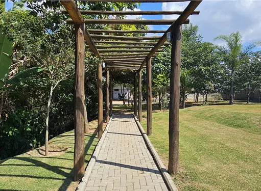 UP SOROCABA - Boulevard sob Pérgolas